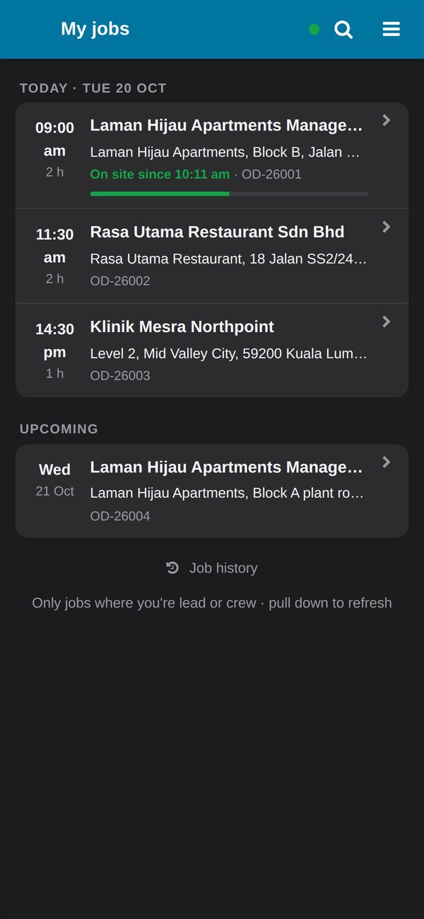 Service Field app in dark mode: today's jobs